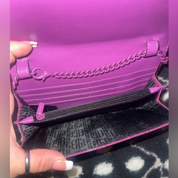 EUC Kurt Geiger London Brixton Wallet On A Chain - Picture 8 of 9